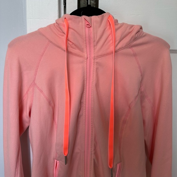 Lululemon Zip Up Jacket - Picture 2 of 8